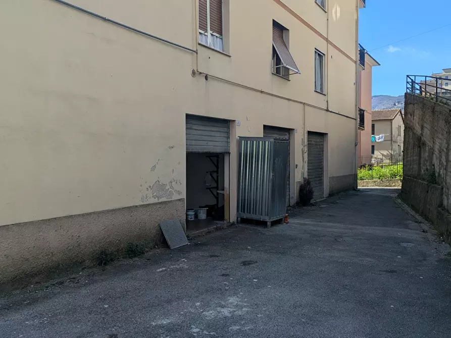 Immagine 1 di Garage in vendita  in Via Circonvallazione 41r a Genova