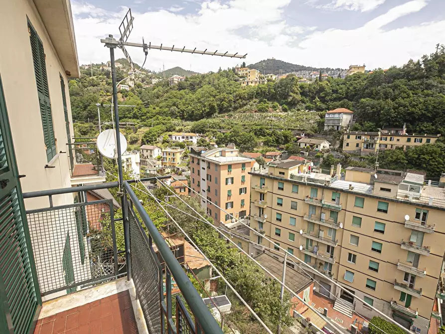 Immagine 10 di Trilocale in vendita  in Via Sant'Alberto 60 a Genova