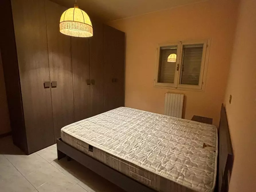 Immagine 10 di Trilocale in affitto  a Cavezzo