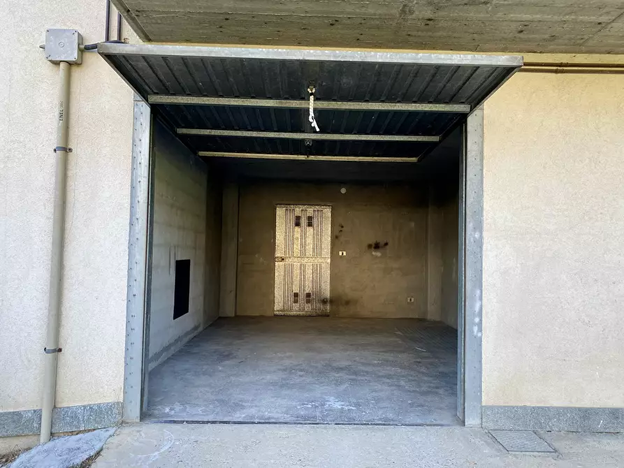 Immagine 15 di Trilocale in vendita  in Via Luigi Einaudi 2 a Lequio Tanaro