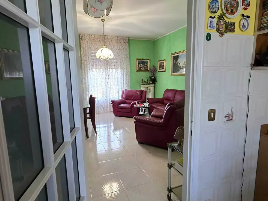 Immagine 2 di Trilocale in vendita  in viale delle esposizioni 83 a Parma