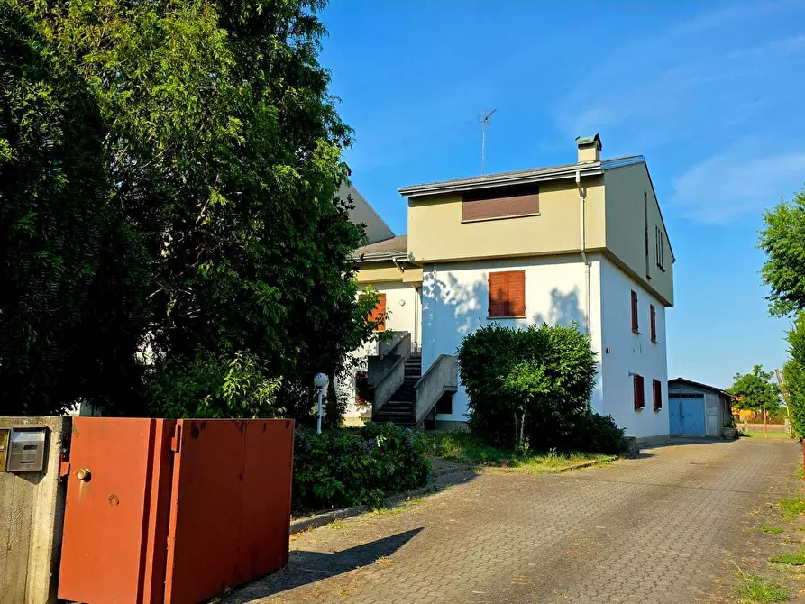 Immagine 52 di Porzione di casa in vendita  in Via Provinciale 23 a Sissa Trecasali