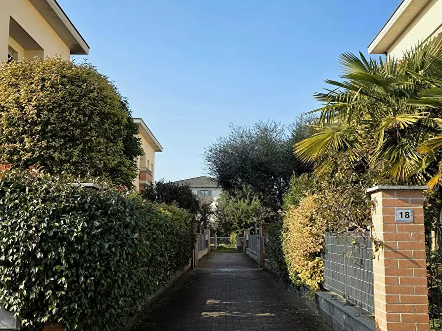 Immagine 44 di Trilocale in vendita  in Via G. Verdi 18 a Torrile