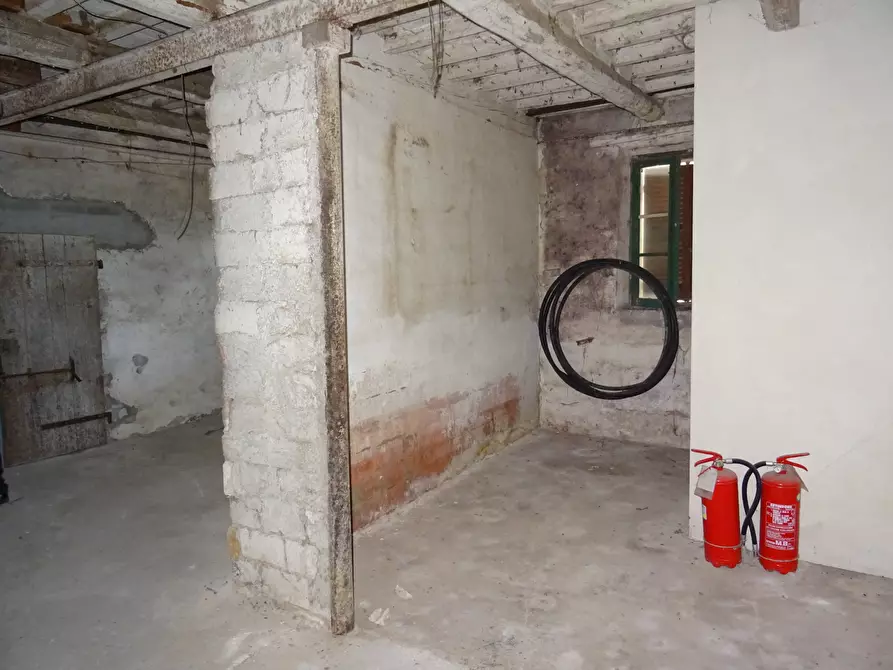 Immagine 23 di Rustico / casale in vendita  a Corinaldo