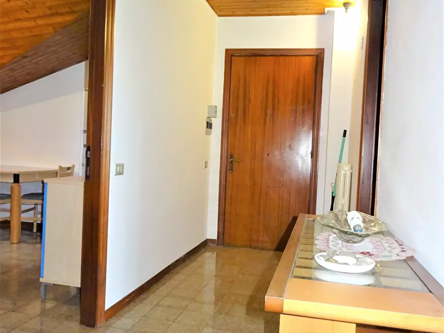 Immagine 9 di Mansarda in vendita  a Ostra