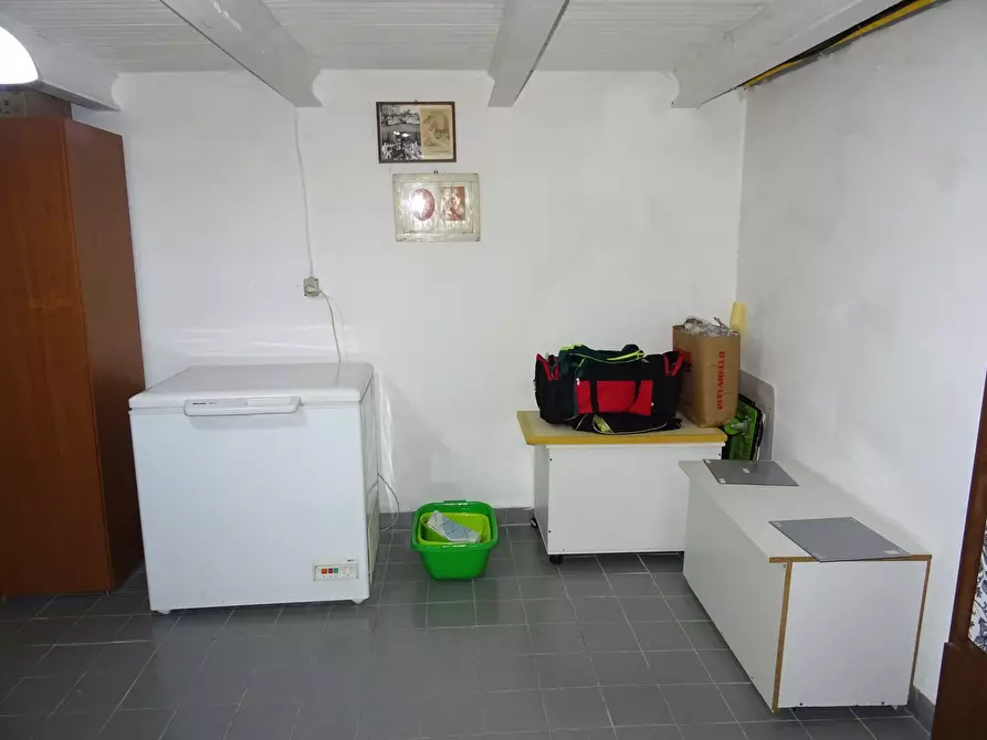 Immagine 12 di Casa indipendente in vendita  a Trecastelli