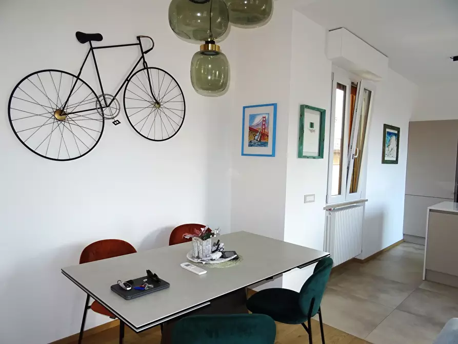 Immagine 10 di Trilocale in vendita  a Senigallia