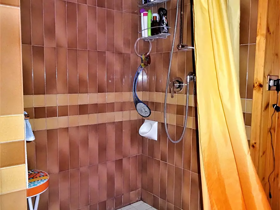 Immagine 11 di Mansarda in vendita  a Senigallia