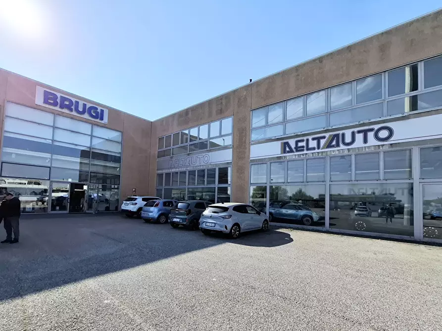 Immagine 10 di Ufficio in vendita  in Via del Commercio 71 a Rovigo