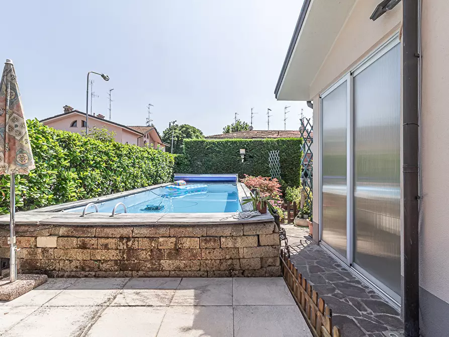 Immagine 3 di Villa in vendita  in Via Claudio Gallerani 2 a Terre Del Reno