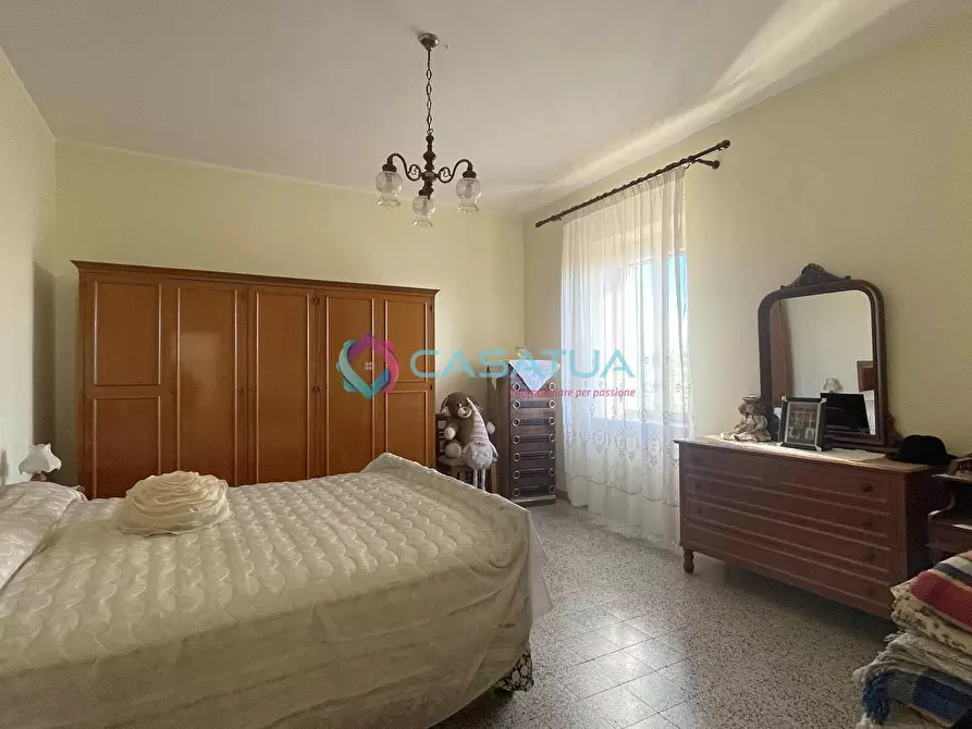 Immagine 14 di Rustico / casale in vendita  a Loreto Aprutino