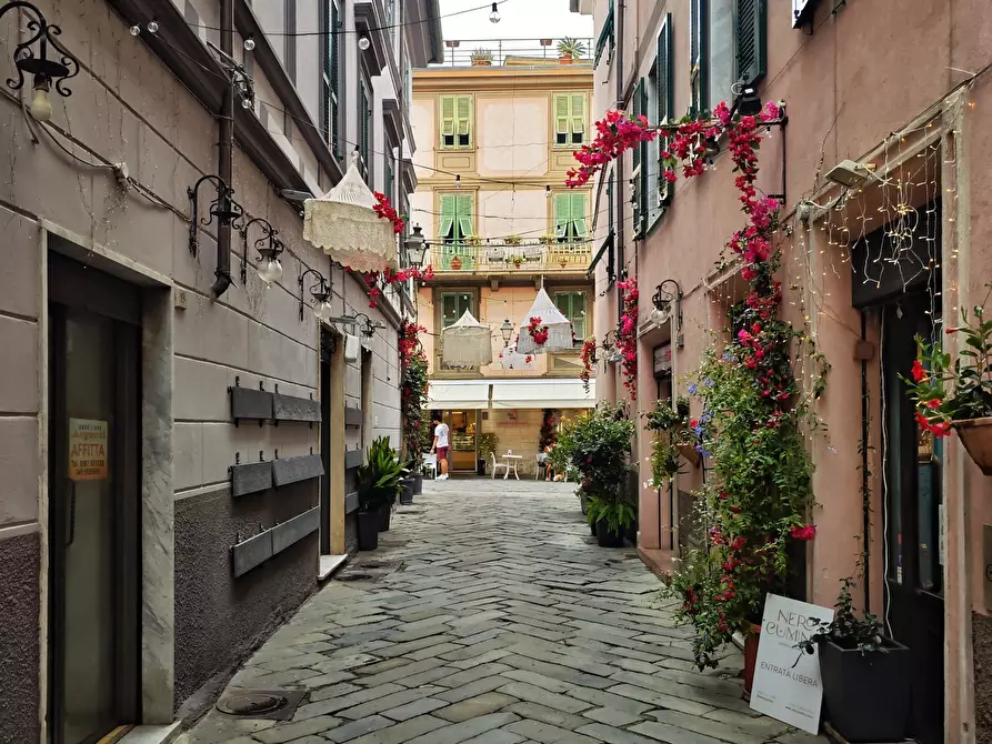 Immagine 44 di Quadrilocale in vendita  in Via Cigala a Sarzana