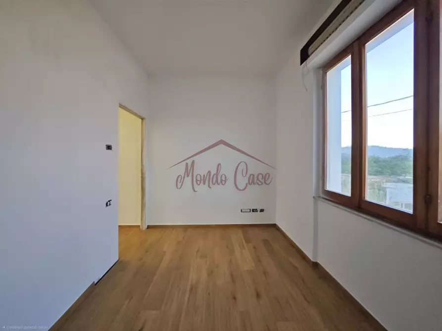 Immagine 48 di Porzione di casa in vendita  in Via dei Molini 148 a Sarzana