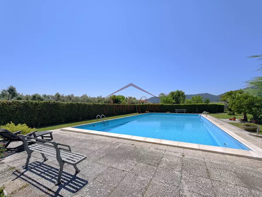 Immagine 97 di Villa in vendita  in Via Forano 9 a Ameglia