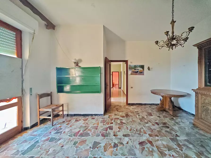 Immagine 29 di Porzione di casa in vendita  in SP23 683 a Castelnuovo Magra