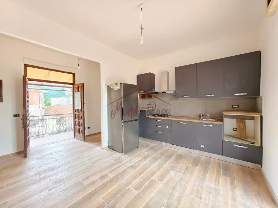 Immagine 3 di Porzione di casa in vendita  in Via Battifollo 53 a Sarzana
