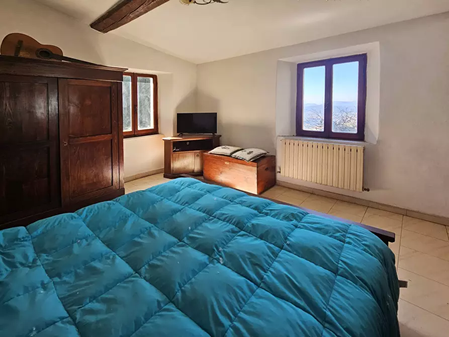 Immagine 34 di Porzione di casa in vendita  in Via Palazzina 8 a Fosdinovo