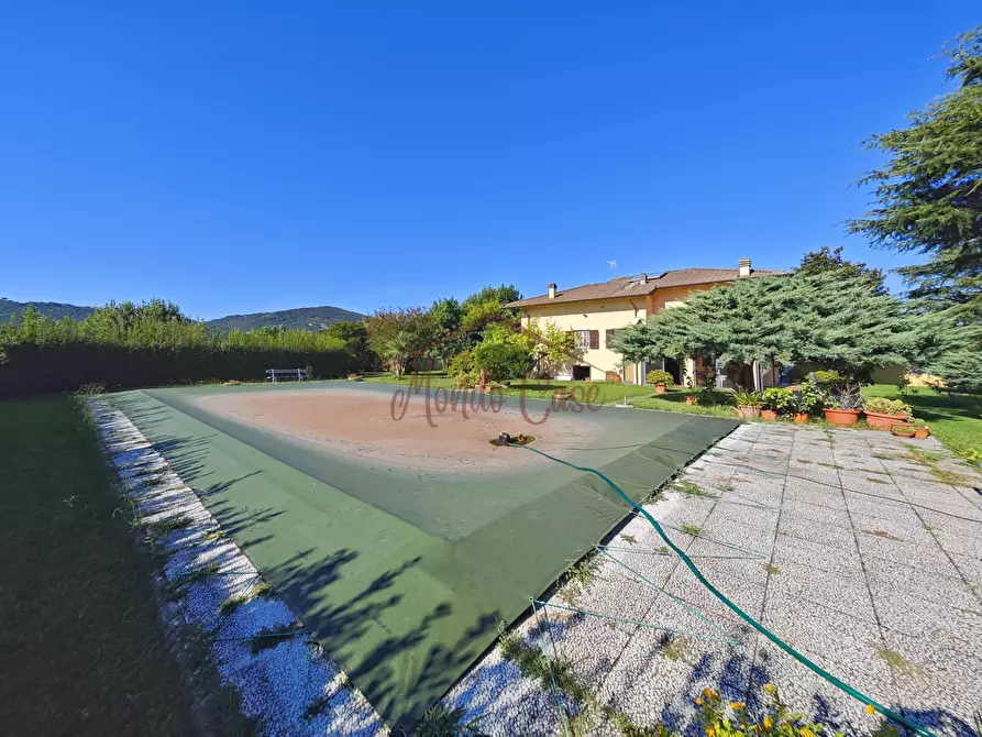 Immagine 14 di Villa in vendita  in Via Forano 9 a Ameglia