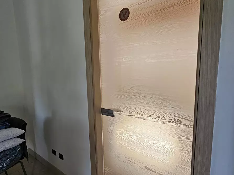 Immagine 27 di Quadrilocale in vendita  in Via Cisa 95 a Sarzana