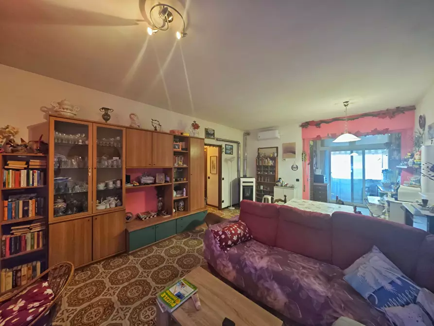 Immagine 6 di Quadrilocale in vendita  in Via Antonio Gramsci 31 a Ortonovo