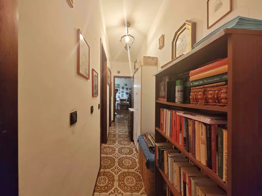 Immagine 25 di Quadrilocale in vendita  in Via Antonio Gramsci 31 a Ortonovo