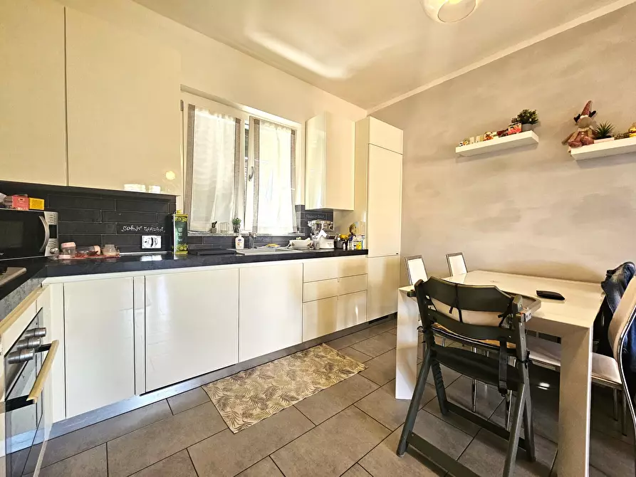 Immagine 8 di Porzione di casa in vendita  in Via Ghiarettolo 89-g a Sarzana