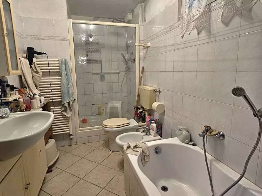 Immagine 27 di Porzione di casa in vendita  in Via Canaletto 7 a Sarzana