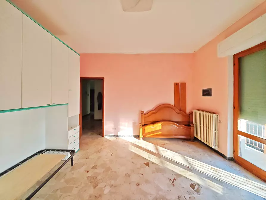 Immagine 57 di Porzione di casa in vendita  in SP23 683 a Castelnuovo Magra