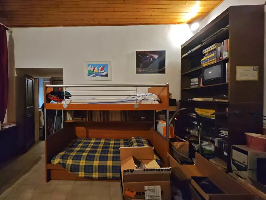 Immagine 56 di Quadrilocale in vendita  in Via Cigala a Sarzana