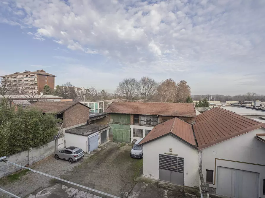 Immagine 25 di Trilocale in vendita  in Strada di Lanzo 140/A a Torino