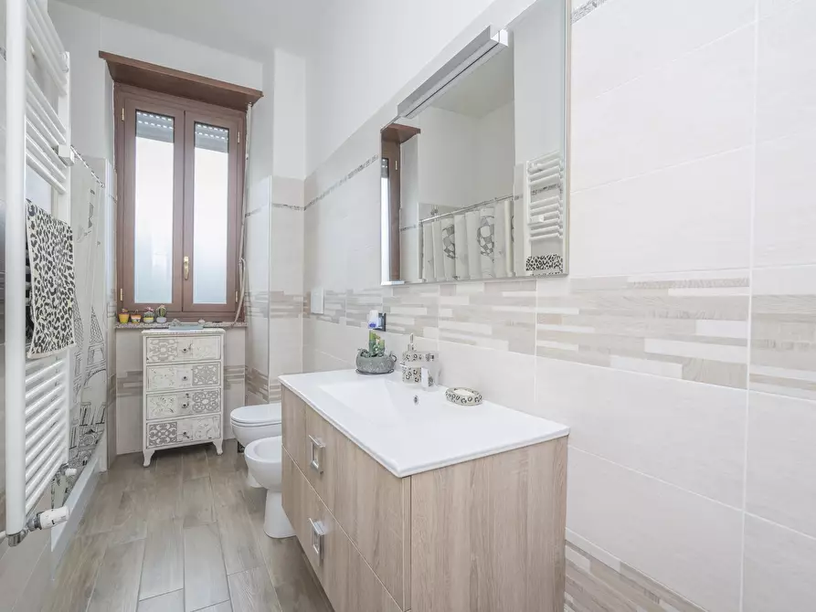 Immagine 24 di Trilocale in vendita  in Largo Borgaro 42 a Torino