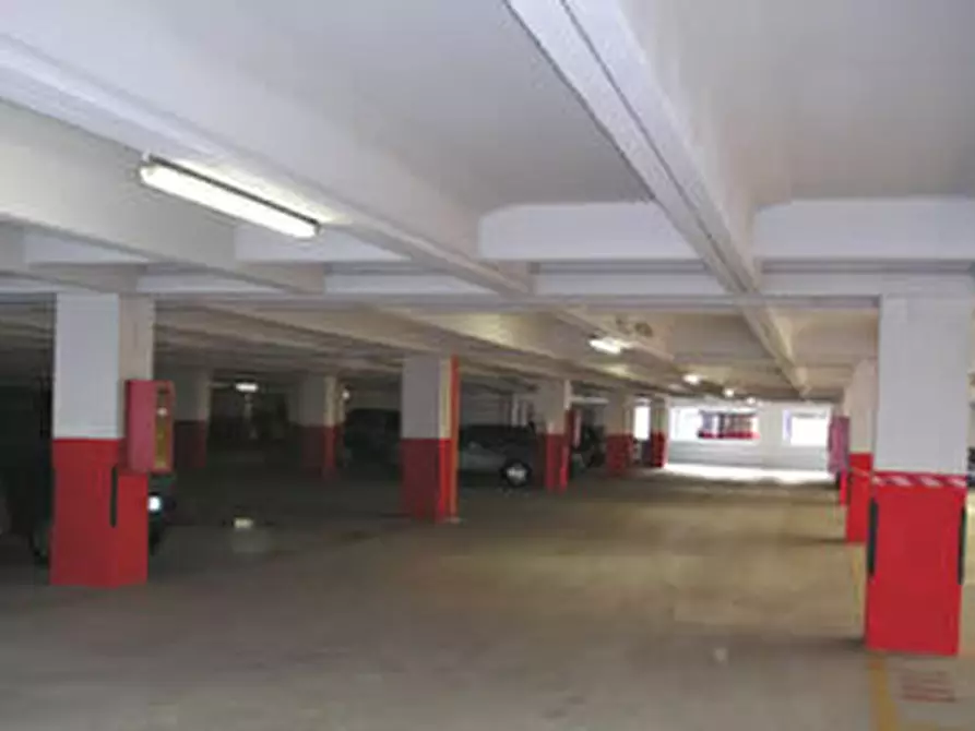 Immagine 34 di Ufficio in affitto  in Corso Svizzera 185 a Torino