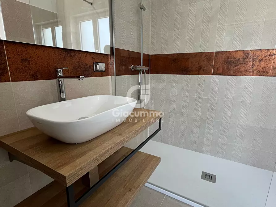 Immagine 15 di Quadrilocale in vendita  in Via Due Torri a Potenza