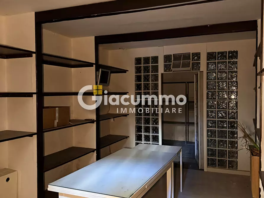 Immagine 13 di Locale commerciale in affitto  in Via Pretoria 43 a Potenza