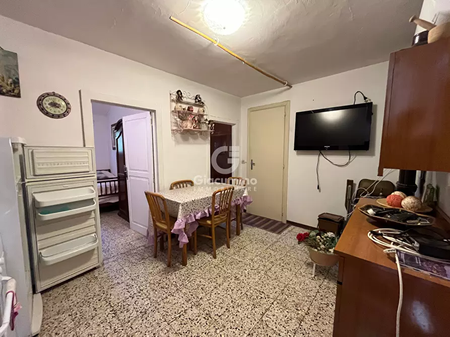 Immagine 3 di Casa indipendente in vendita  in Largo Gagliardi a Avigliano