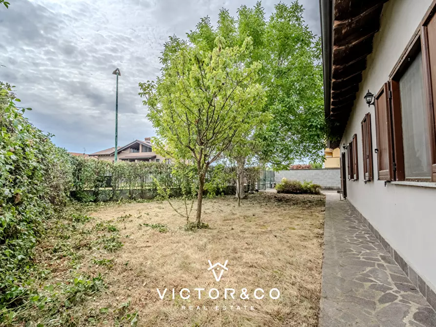 Immagine 44 di Casa bifamiliare in vendita  in Via Borghetto 4 a Casalino