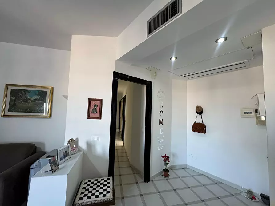 Immagine 4 di Quadrilocale in vendita  in Via dell'Orsa Minore a Palermo