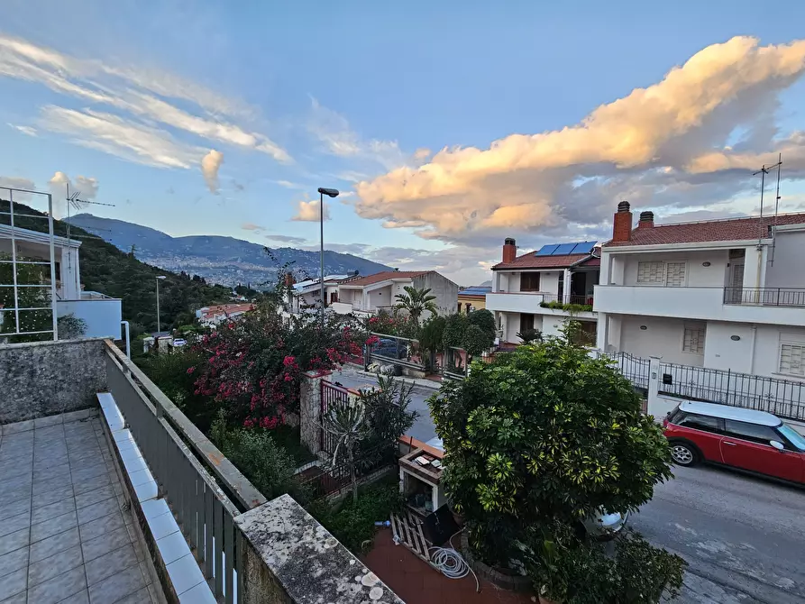 Immagine 23 di Villa in vendita  a Altofonte