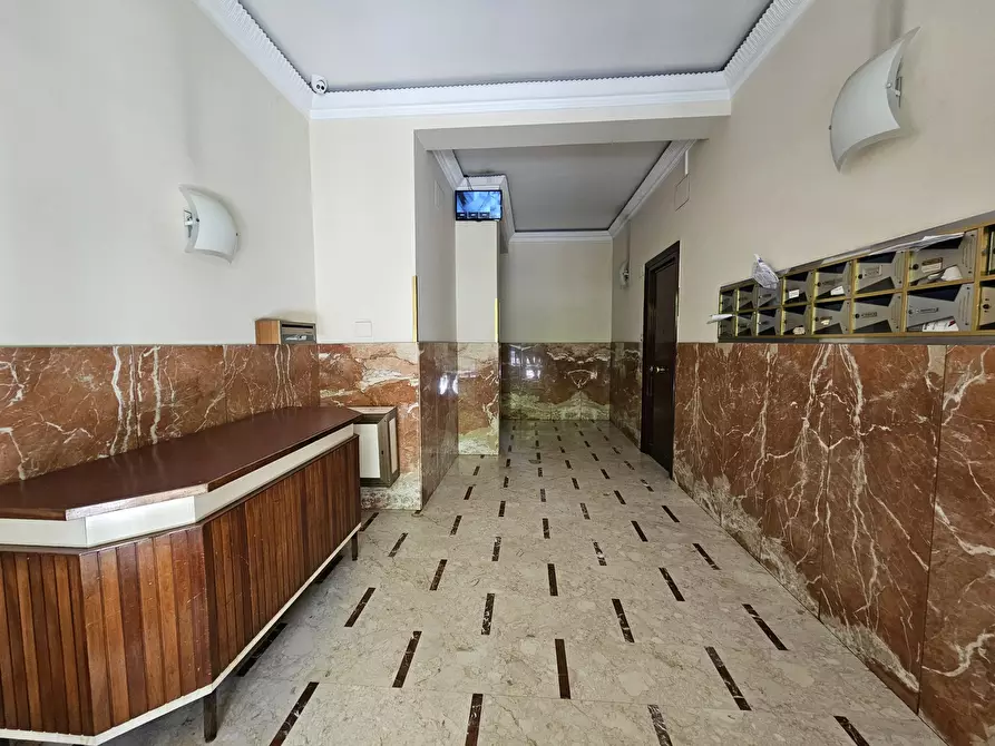 Immagine 2 di Appartamento in vendita  a Palermo