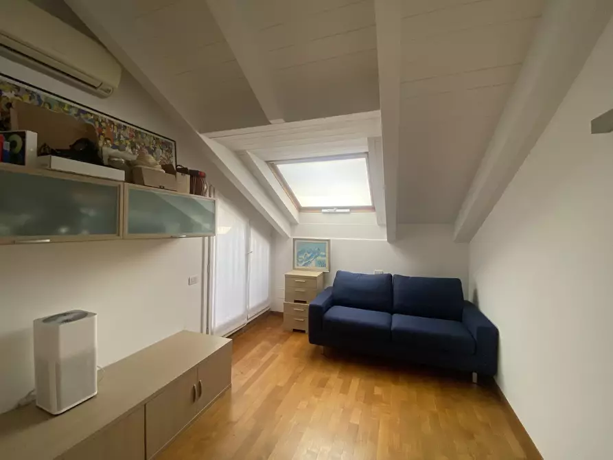 Immagine 39 di Trilocale in vendita  in Via Catalani 1 a Monza