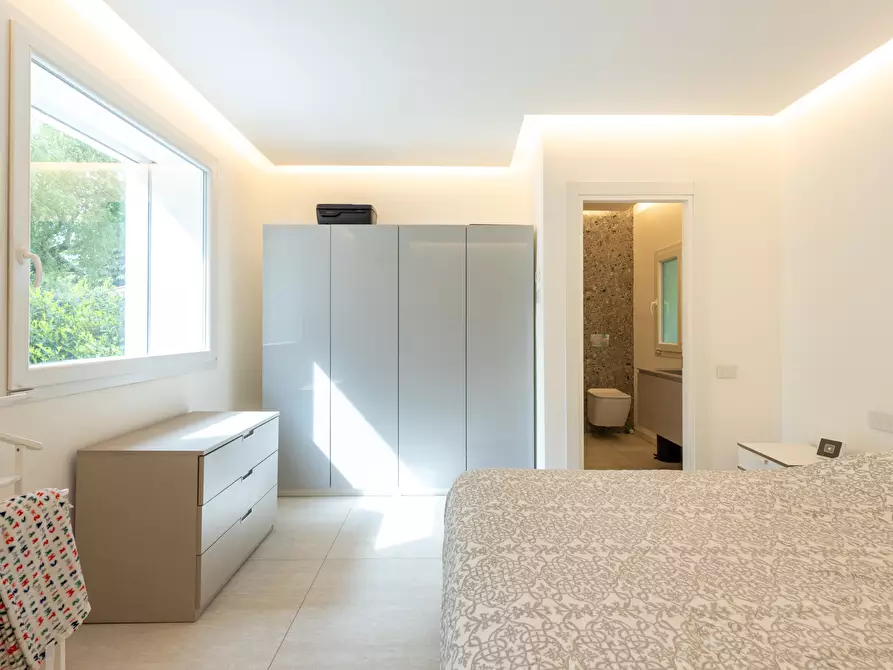 Immagine 21 di Villa in vendita  in Via Bruno Buozzi 16 a Sovico