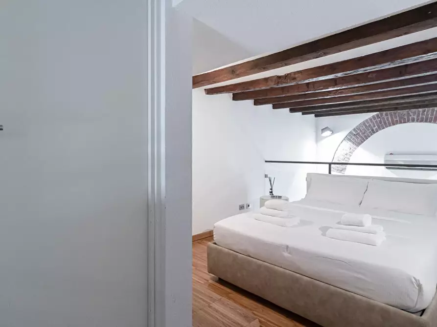 Immagine 20 di Trilocale in vendita  in Via Paolo Frisi 8 a Milano