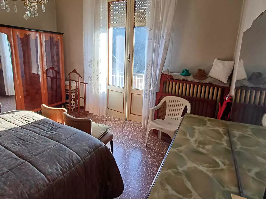 Immagine 27 di Quadrilocale in vendita  a Fornovo Di Taro