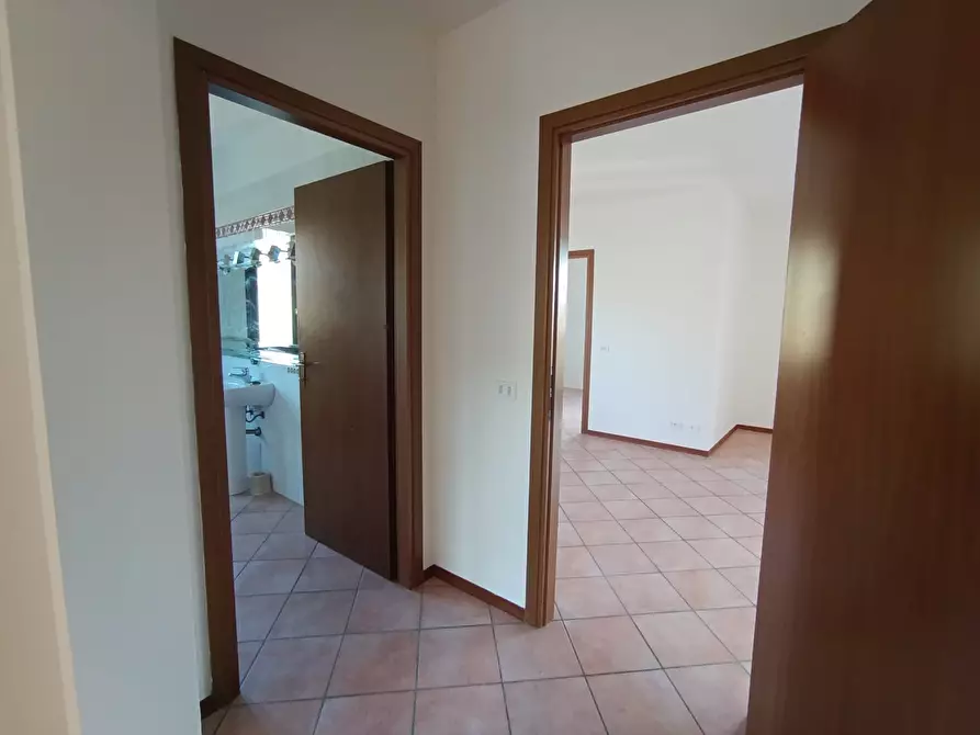 Immagine 15 di Trilocale in vendita  a Varano De' Melegari