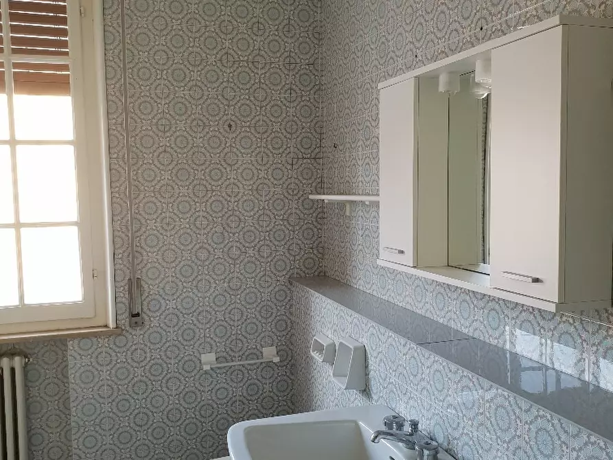 Immagine 12 di Quadrilocale in affitto  a Fornovo Di Taro