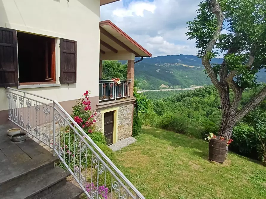 Immagine 19 di Casa indipendente in vendita  a Valmozzola