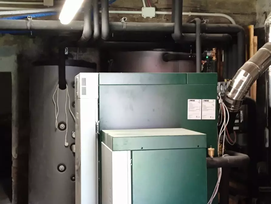 Immagine 43 di Terratetto in vendita  in Strada Per Piazza-Sivizzano a Fornovo Di Taro