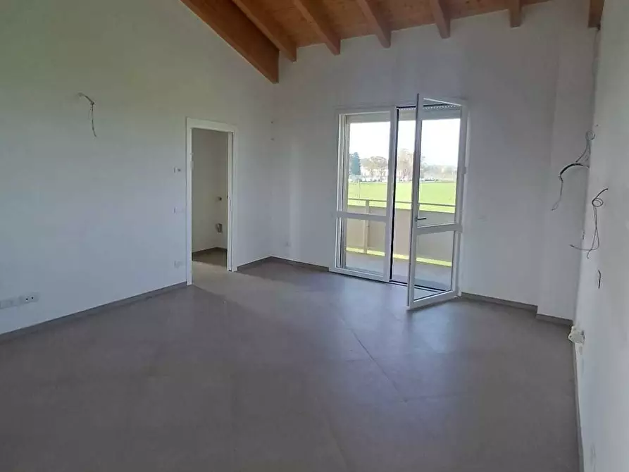 Immagine 23 di Bilocale in vendita  a Montechiarugolo