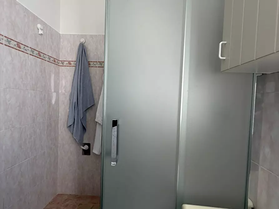 Immagine 30 di Stanza singola in affitto  a Fornovo Di Taro