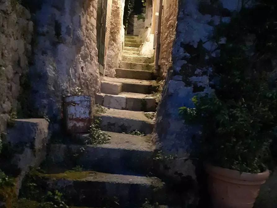 Immagine 15 di Trilocale in vendita  a Vico Del Gargano